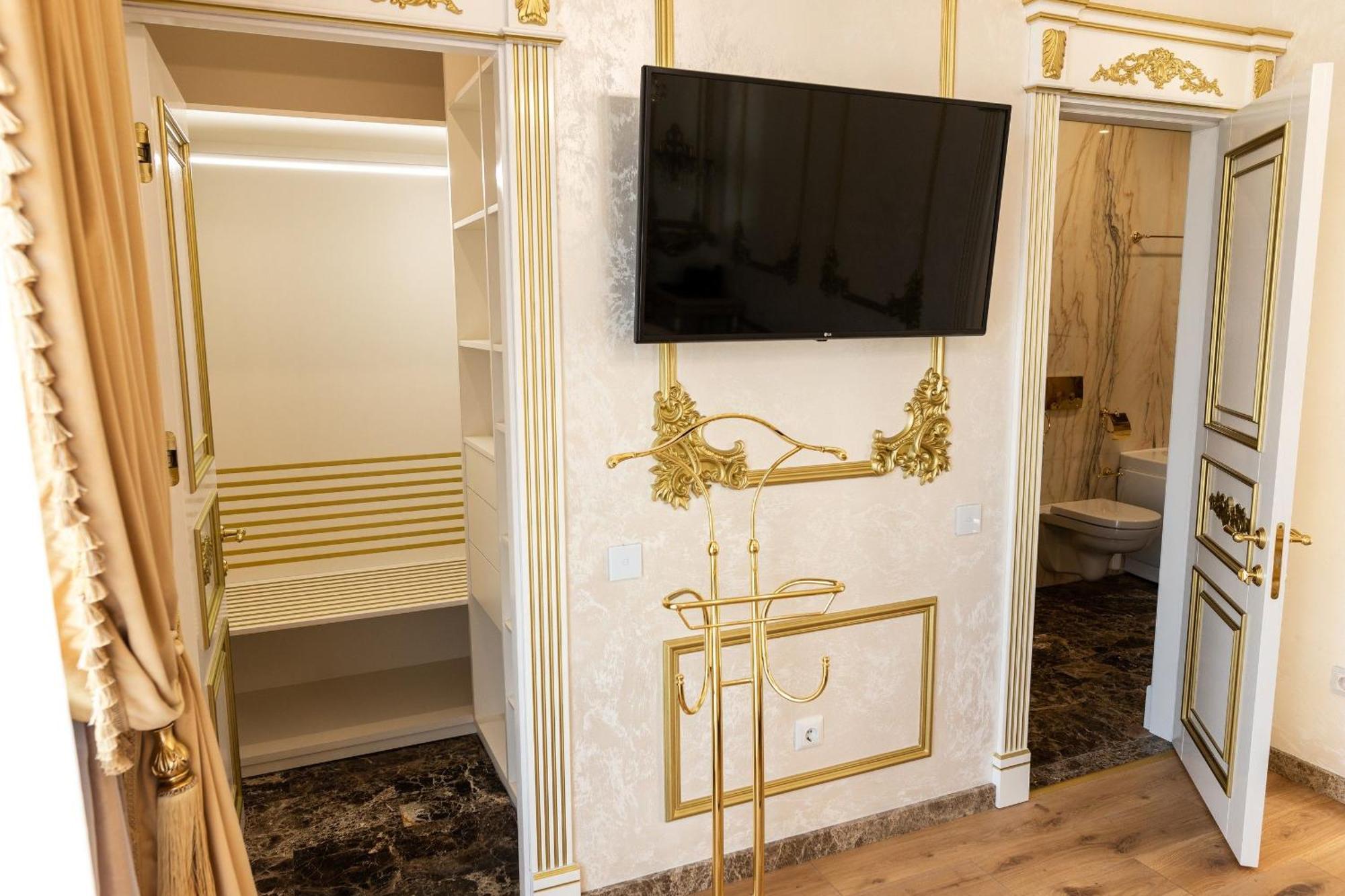 Royal Palace Luxury Hotel And Spa Khmelʼnytsʼkyy Cameră foto