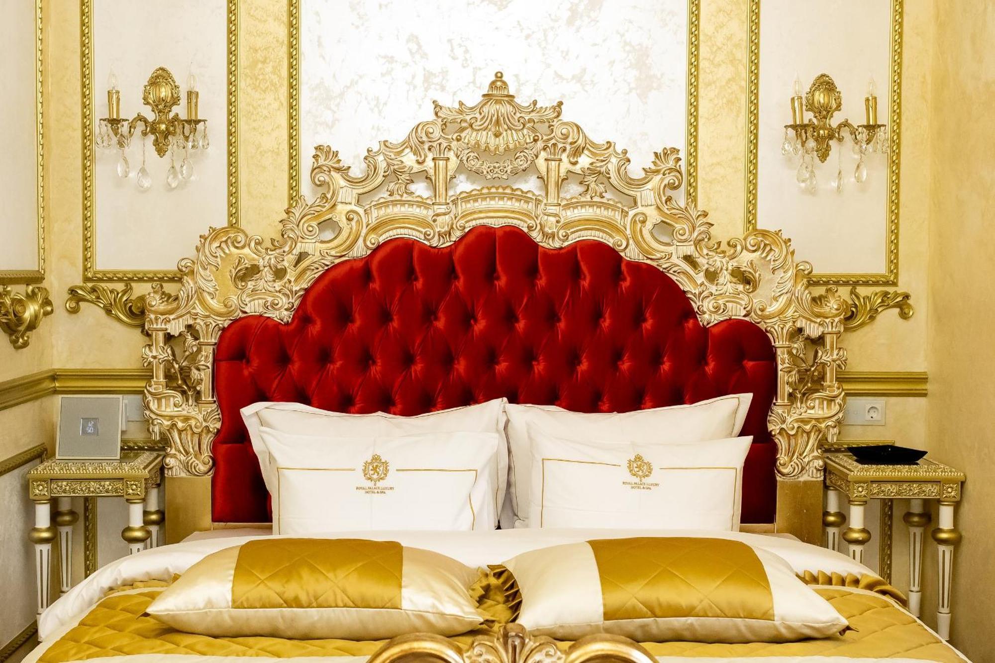 Royal Palace Luxury Hotel And Spa Khmelʼnytsʼkyy Cameră foto